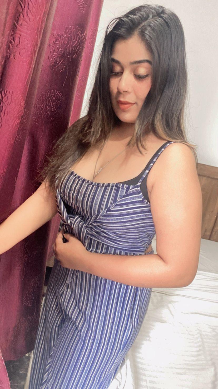  call girls service in Lajpat Nagar