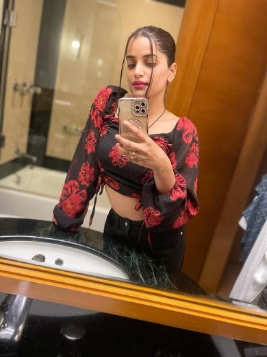 cheap call girls in Lajpat Nagar
